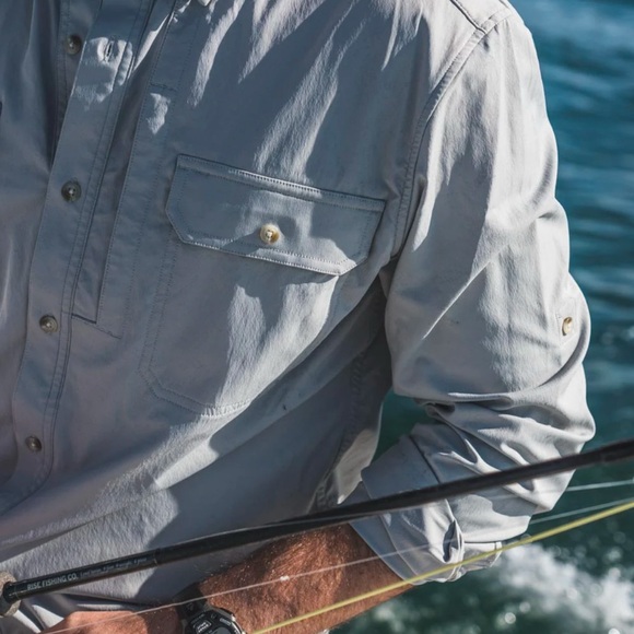 NWT Poncho Men Outdoors Long Sleeve Shirt, Size Regular M, Grey Ghost - Picture 4 of 11